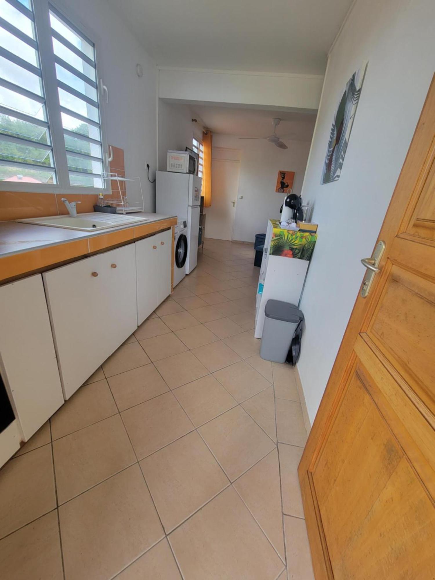 Apartamento Henri Mango Les Abymes Exterior foto